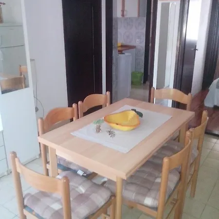 Zora Tribunj (Sibenik-Knin)