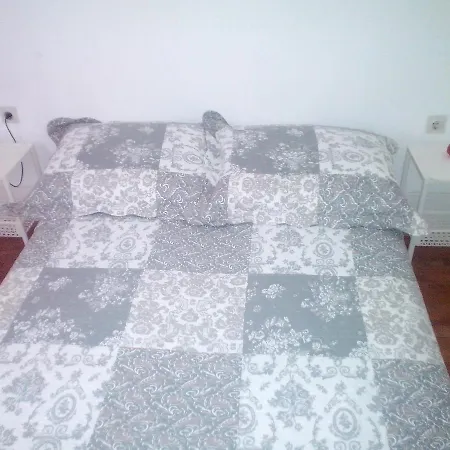 Zora Apartman